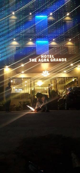 Hotel Agra Grande By Goyal Hoteliers מראה חיצוני תמונה