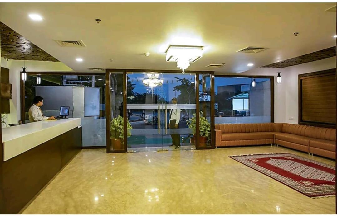 Hotel Agra Grande By Goyal Hoteliers מראה חיצוני תמונה